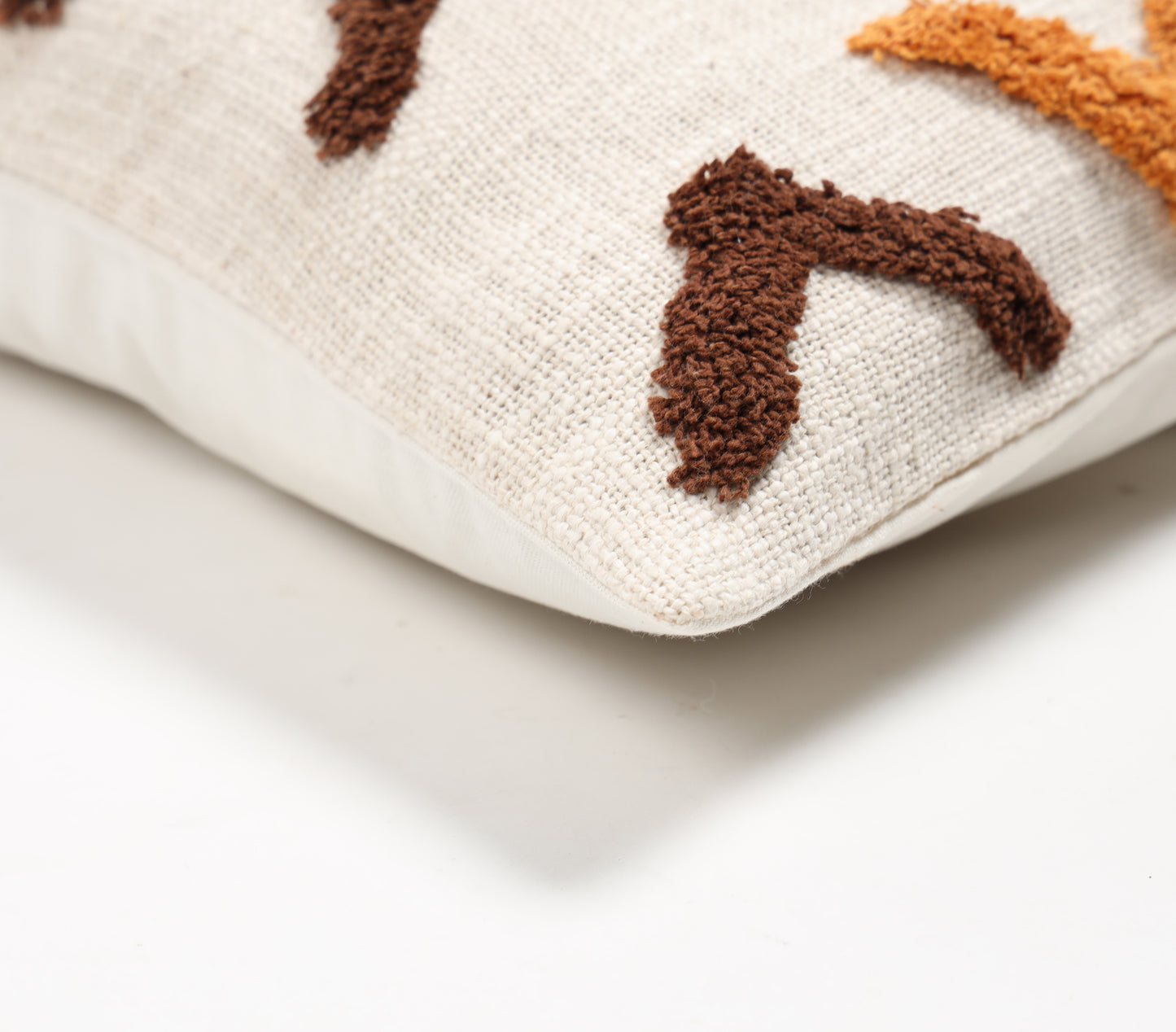 Hand Tufted Arrow Tufted Cotton Cushion Cover