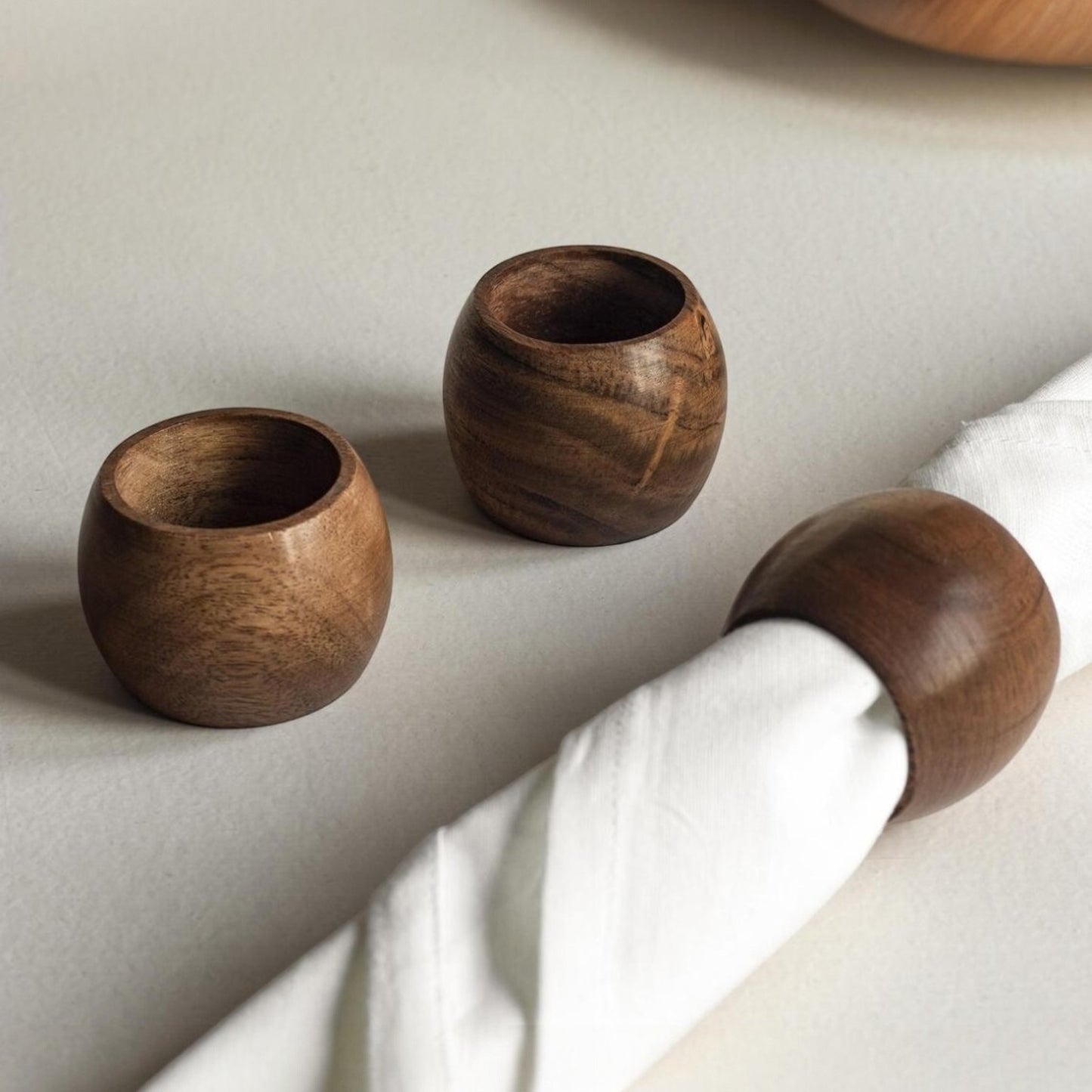 Sleek Handmade Mango Wood Napkin Rings (Set of 2)