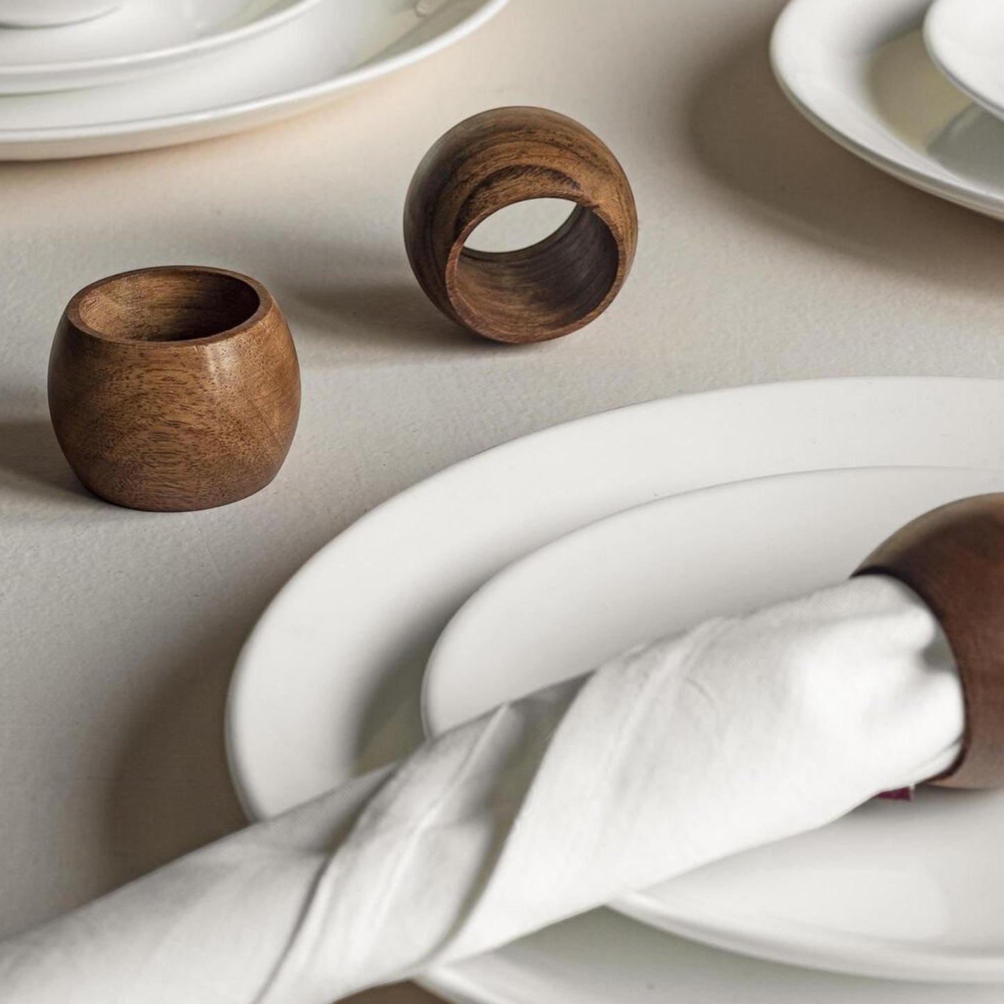 Sleek Handmade Mango Wood Napkin Rings (Set of 2)